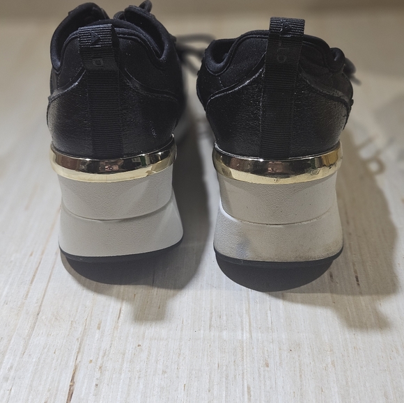 Aldo wedge runners sz 7 - Picture 4 of 6